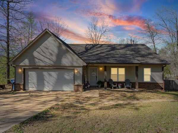 4758 BIENVILLE RD, Nesbit, MS 38651