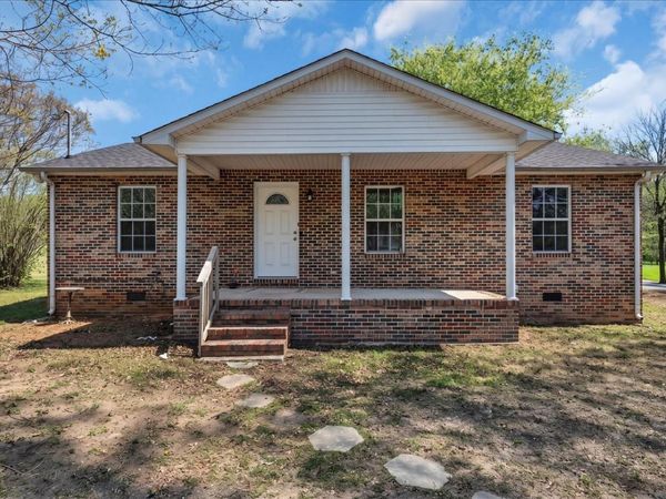 414 Summitville Rd , Manchester, TN 37355