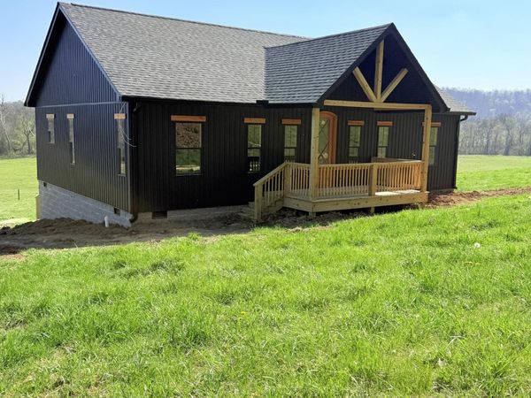 608 Buckeye Rd , Cumberland City, TN 37050