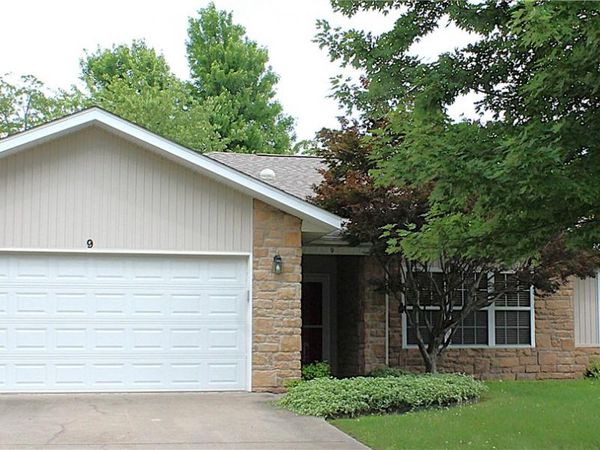 9 Peachtree Circle , Holiday Island, AR 72631