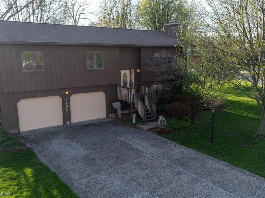 1436 Forrest Drive , Barberton, OH 44203 Photo 1