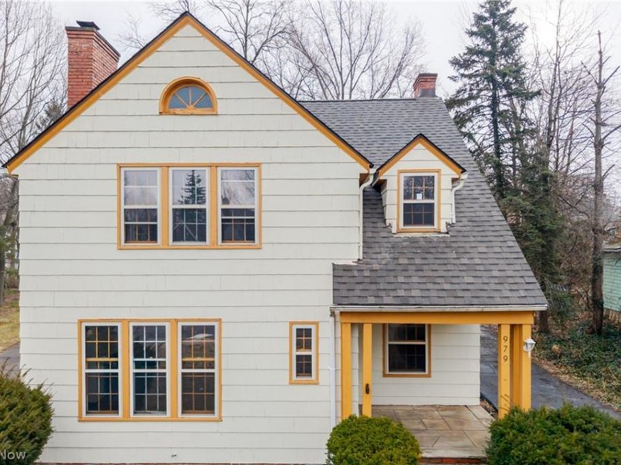 979 Oxford Road , Cleveland Heights, OH 44121 Photo 1