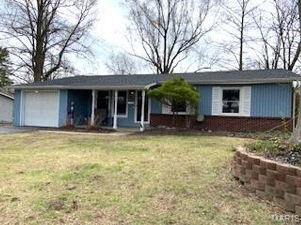 4832 Bambi Drive , Alton, IL 62002