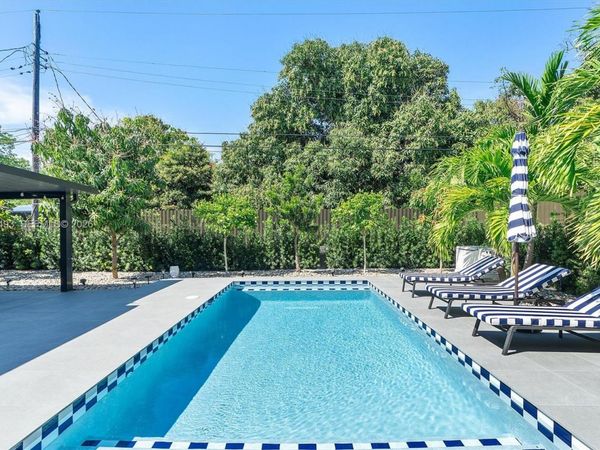 261 NE 47th St , Miami, FL 33137