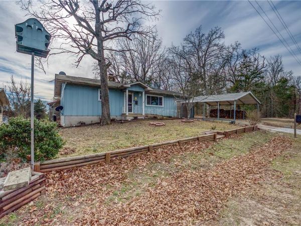 204 W Pine Street , Lead Hill, AR 72644
