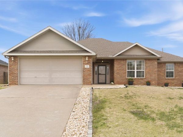 194 Hailey Drive , Centerton, AR 72719