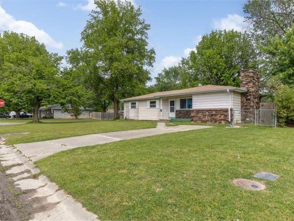 601 Zachary Street , Springdale, AR 72762