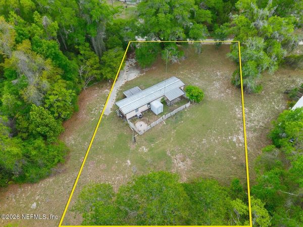 111 PALMER Avenue, Pomona Park, FL 32181