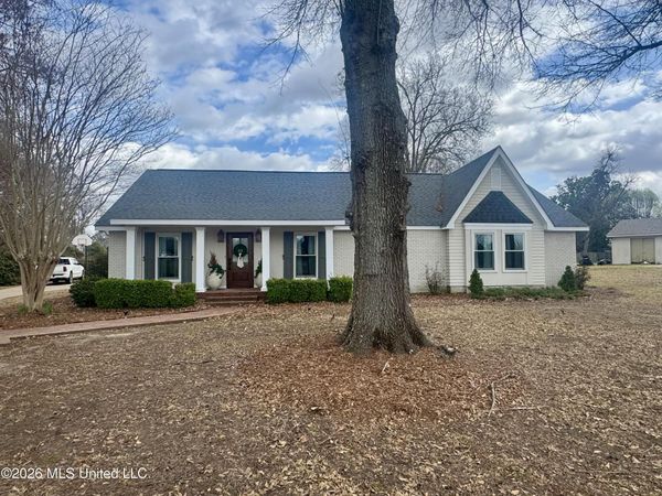 202 Gayle Drive, Clarksdale, MS 38614