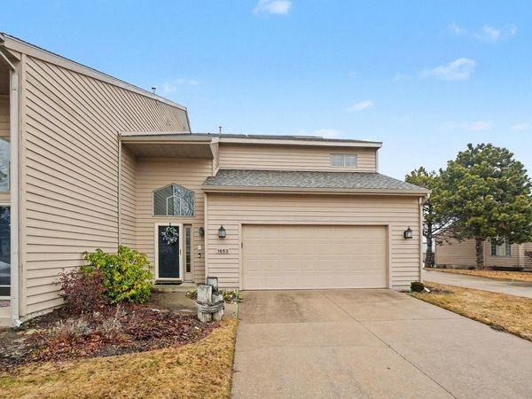 1653 E Harbour Towne Circle, Muskegon, MI 49441
