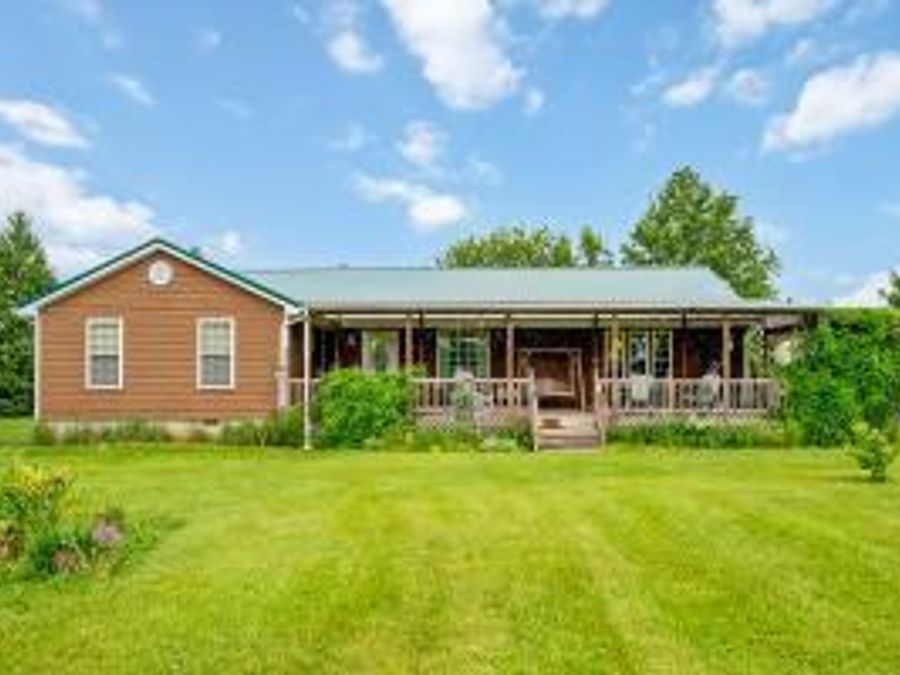 310 W Union Street , New Bloomington, OH 43341 Photo 1