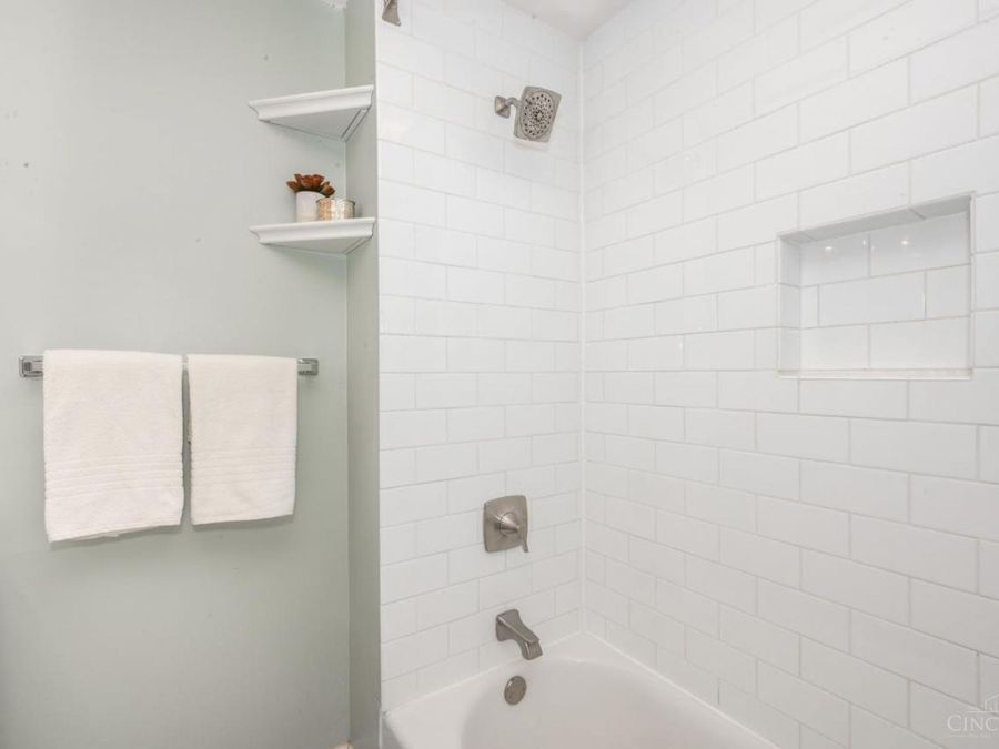 2846 Markbreit Avenue, Cincinnati, OH 45209 Photo 30