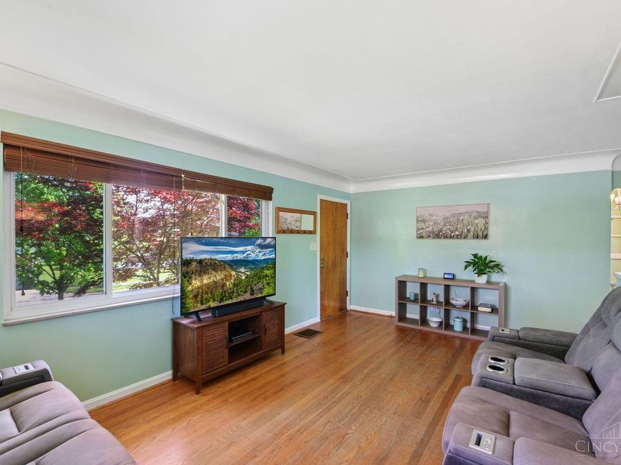 45 Illona Drive, Cincinnati, OH 45218 Photo 4