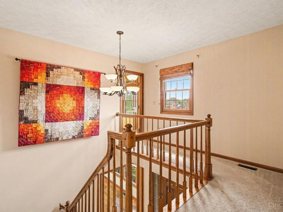 914 Cedarpark Drive, Delhi Township, OH 45233 Photo 19