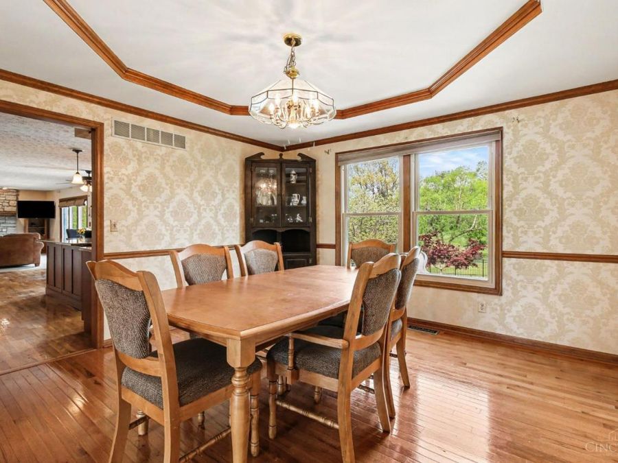 914 Cedarpark Drive, Delhi Township, OH 45233 Photo 9