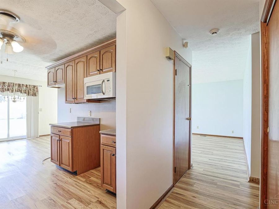 5665 River Road, Fairfield, OH 45014 Photo 4