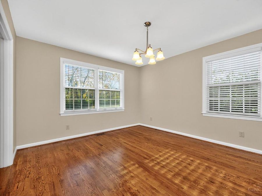 33 Creekwood Square, Glendale, OH 45246 Photo 15