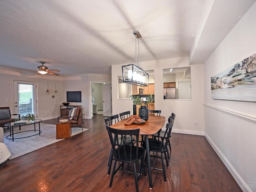 250 Postoak Lane, Unit I, Milford, OH 45150 Photo 6