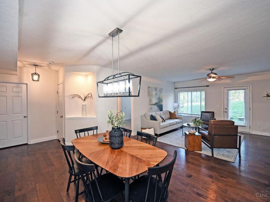 250 Postoak Lane, Unit I, Milford, OH 45150 Photo 9