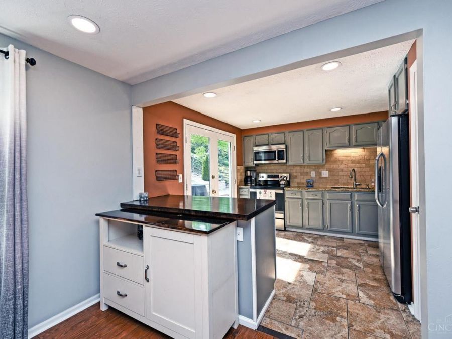 82 Orchard Knoll Drive, Reading, OH 45215 Photo 8