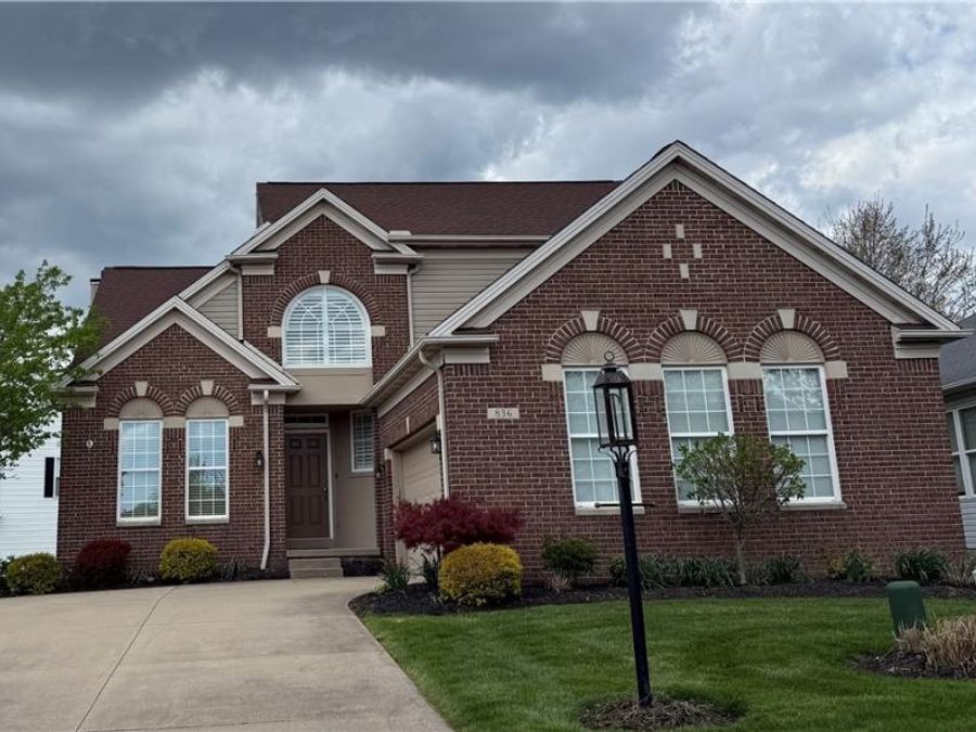 836 Kendal Drive , Broadview Heights, OH 44147 Photo 1