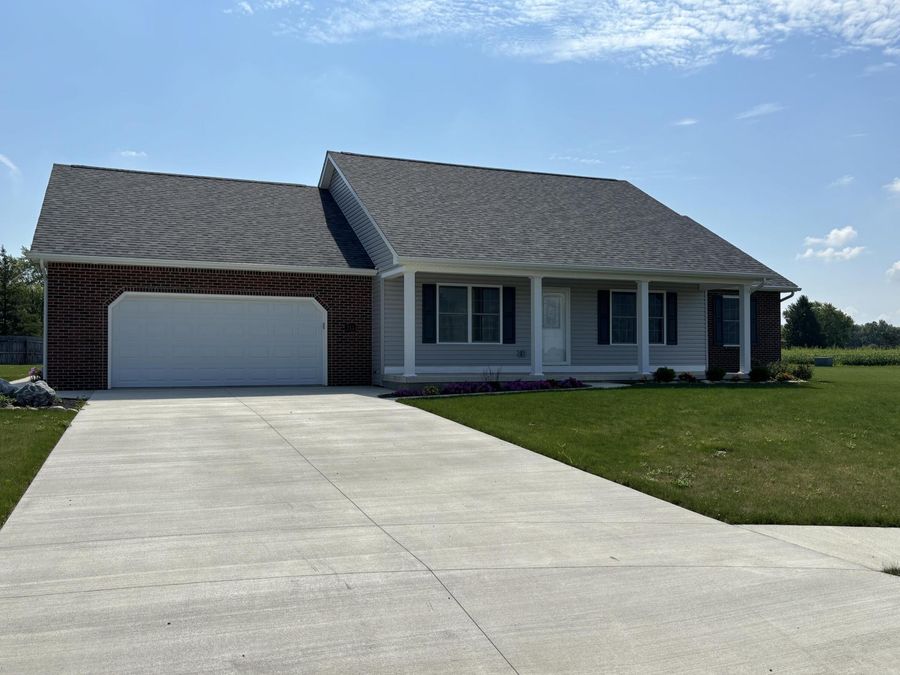 215 Village Parkway, Jackson Center, OH 45334 Photo 1