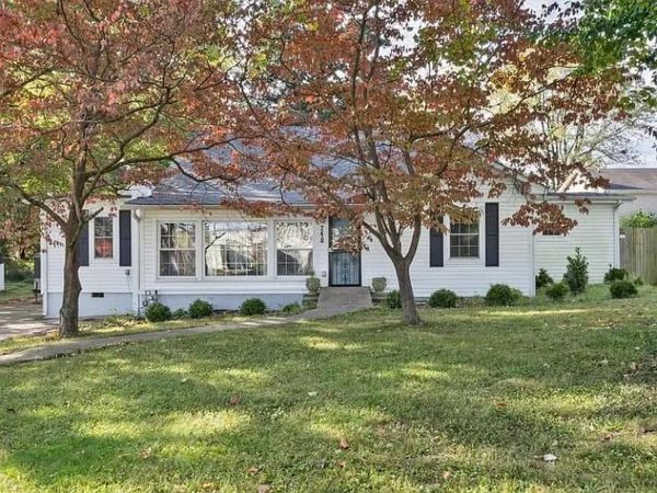 240 Zachry Dr , Clarksville, TN 37042