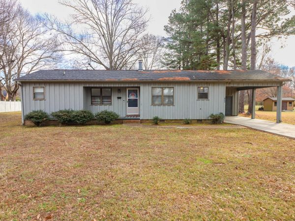 130 E Sunset Cir , Brownsville, TN 38012