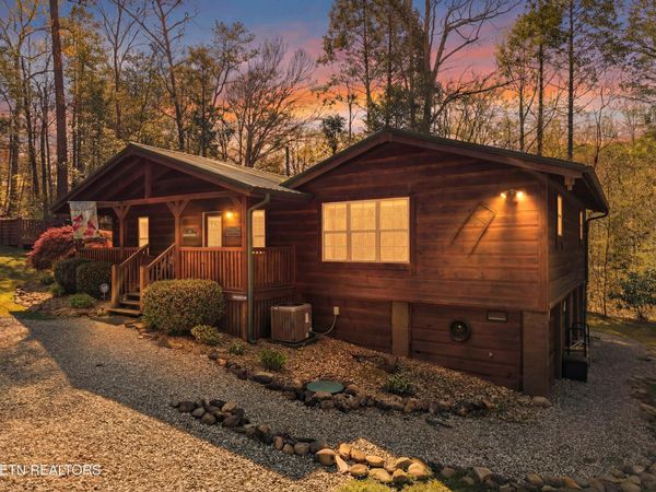 130 Branam Hollow Rd , Gatlinburg, TN 37738
