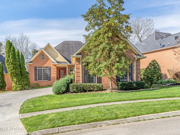 220 Skyview Drive , Lenoir City, TN 37772