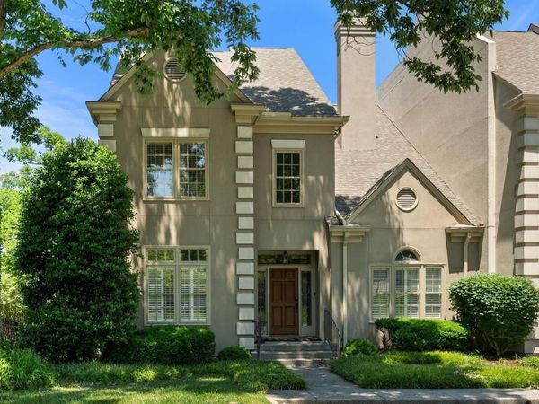 101 Brighton Close , Nashville, TN 37205