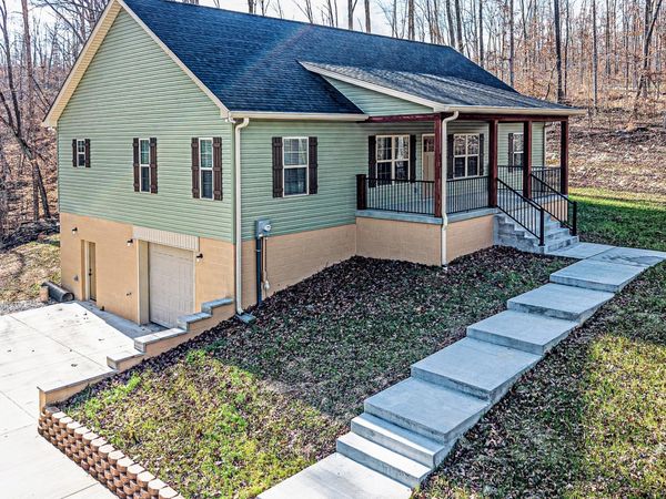 1875 Rocky Hollow Rd , Erin, TN 37061
