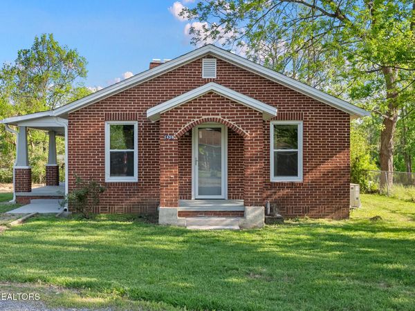 1430 Russell St, Morristown, TN 37813
