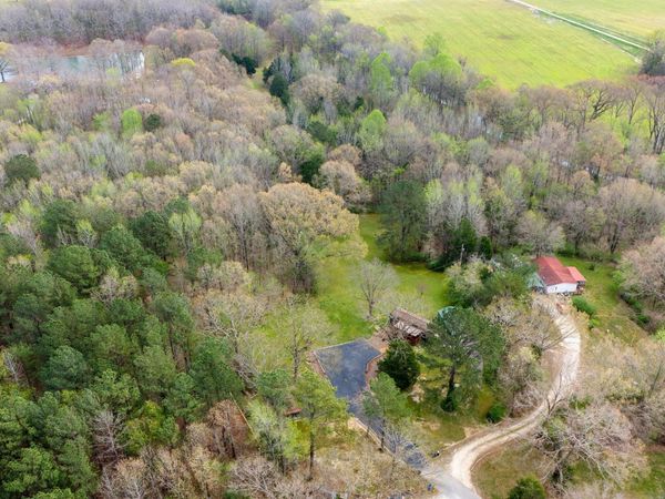 295 KAY ST, Big Sandy, TN 38221