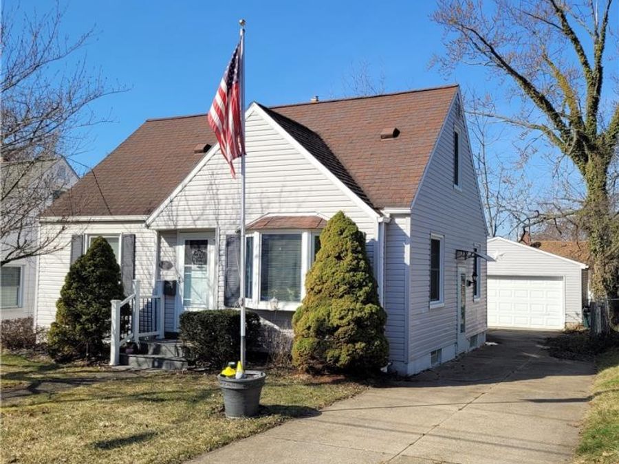 1682 Sunset Avenue , Akron, OH 44301 Photo 1