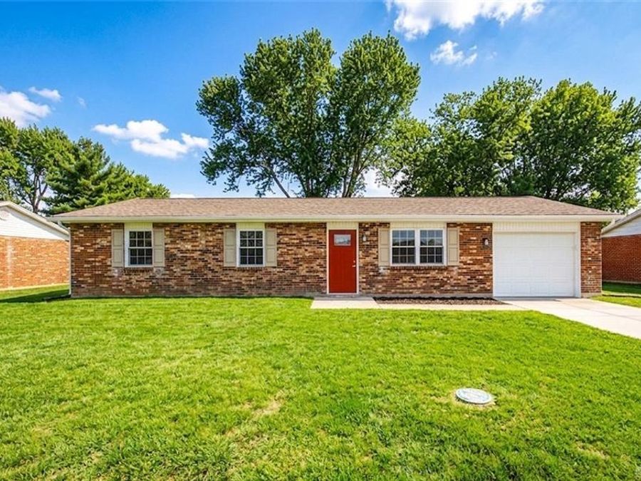 417 Elmwood Drive, Eaton, OH 45320 Photo 1