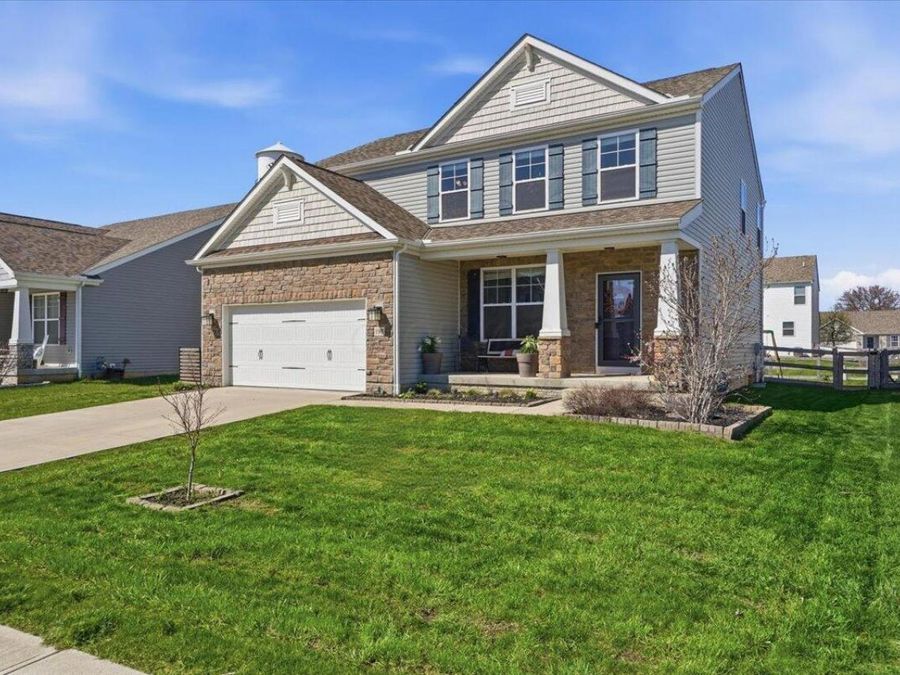 190 Rosewood Loop SW, Commercial Point, OH 43116 Photo 1