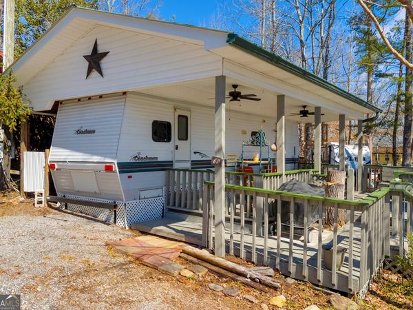 941 Mountain Shadows Drive, Cleveland, GA 30528
