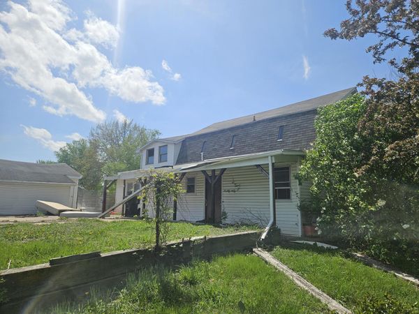 608 LAKE PARK, Muscatine, IA 52761