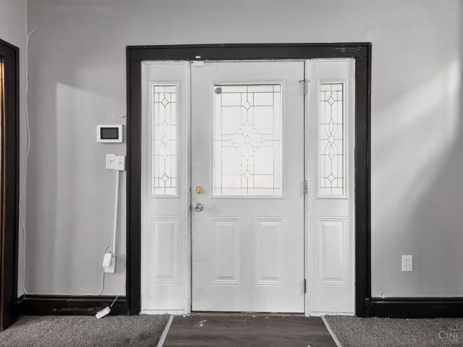 547 Flatt Terrace, Cincinnati, OH 45232 Photo 5