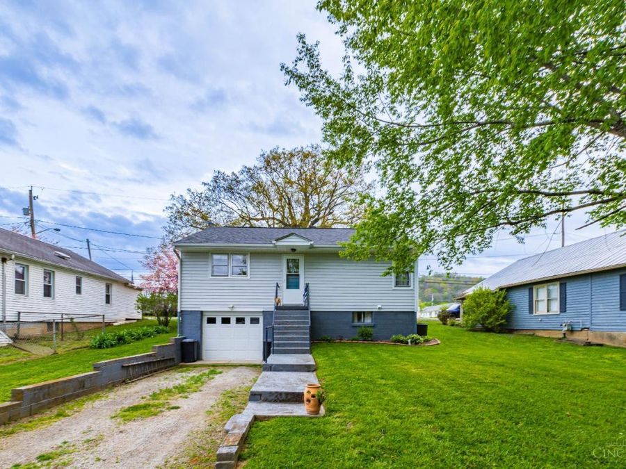 608 E Eighth Street, Manchester Township, OH 45144 Photo 8