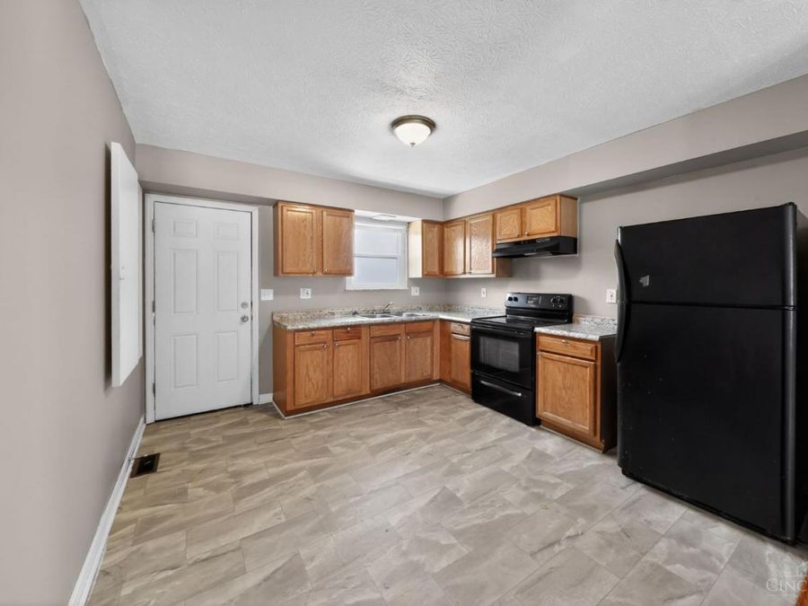 8949 Pippin Road, Colerain Township, OH 45251 Photo 14