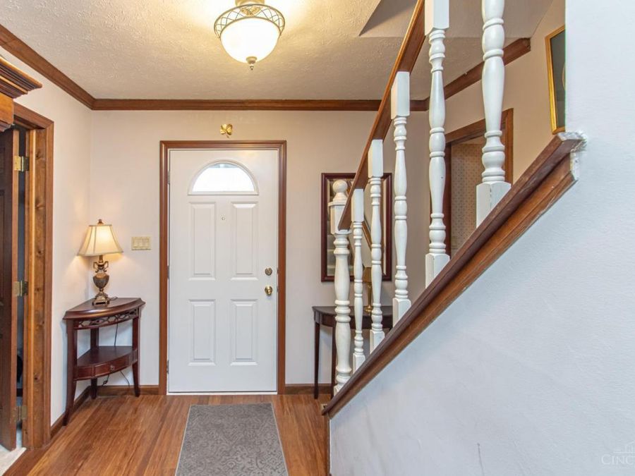 471 Roselake Drive, Centerville, OH 45458 Photo 6