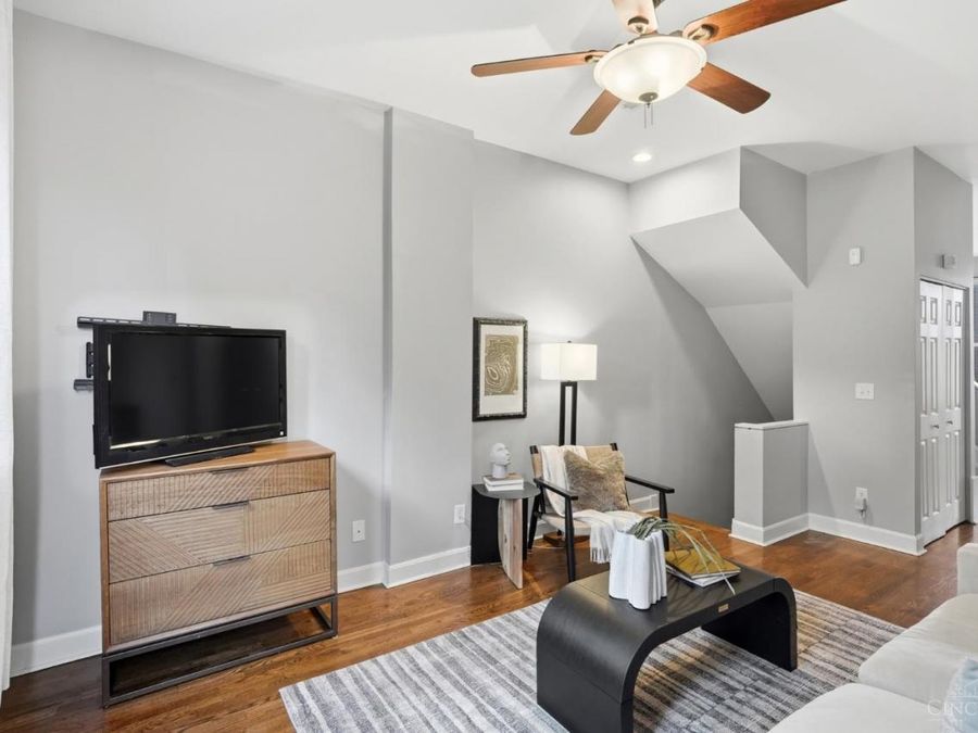 2156 Gilbert Avenue, Unit B, Cincinnati, OH 45206 Photo 4