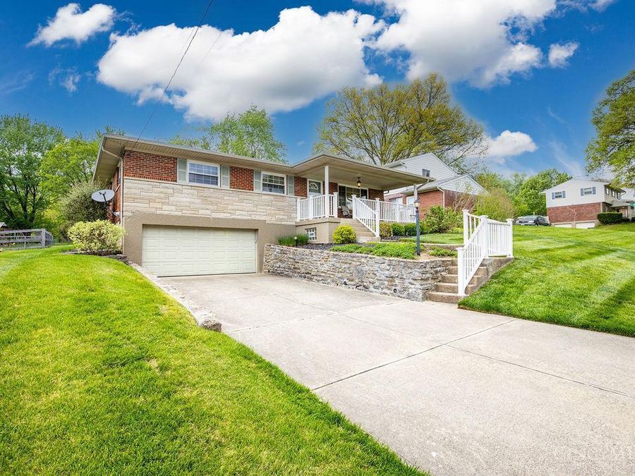 6268 Sharlene Drive, Green Township, OH 45248 Photo 5