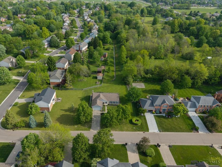8288 White Hill Lane, West Chester, OH 45069 Photo 3
