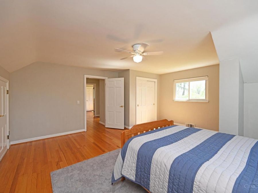 8851 Roundhill Road, Sycamore Township, OH 45236 Photo 21
