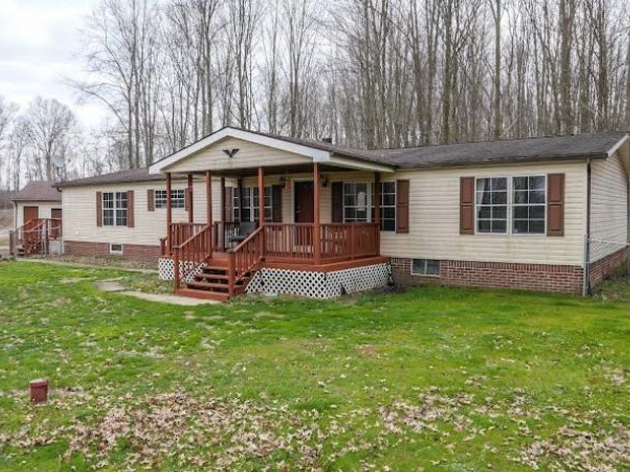 924 N Jewell Road , Newton Falls, OH 44444 Photo 1