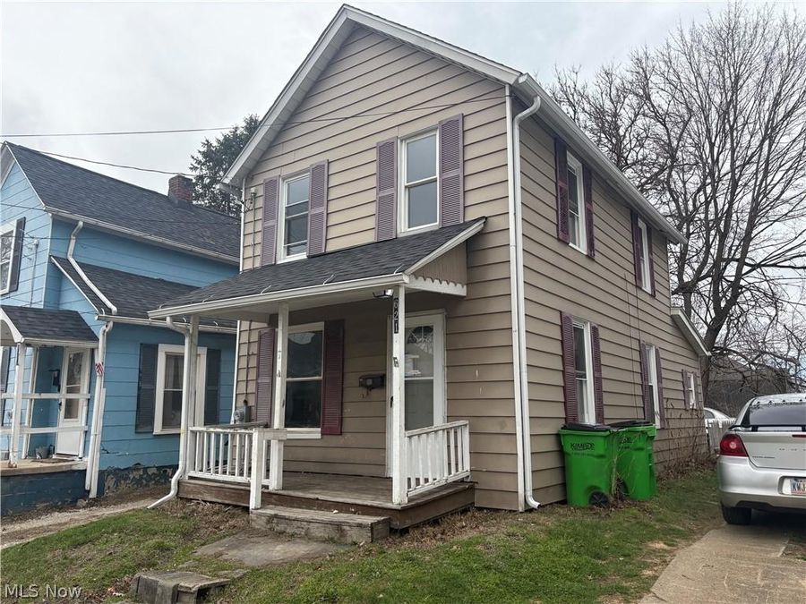 621 Creedmore Avenue , Barberton, OH 44203 Photo 1