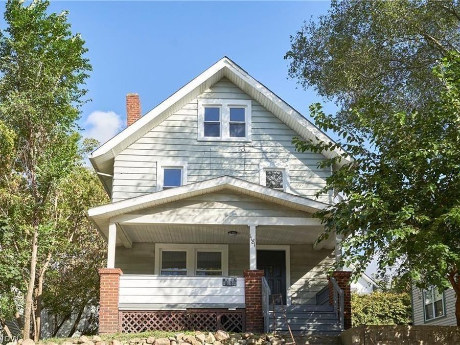 1181 Pondview Avenue , Akron, OH 44305 Photo 1